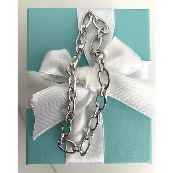 RARE Tiffany & Co. White Gold 750 Clasping Oval Link bracelet For Charms - Picture 7 of 8